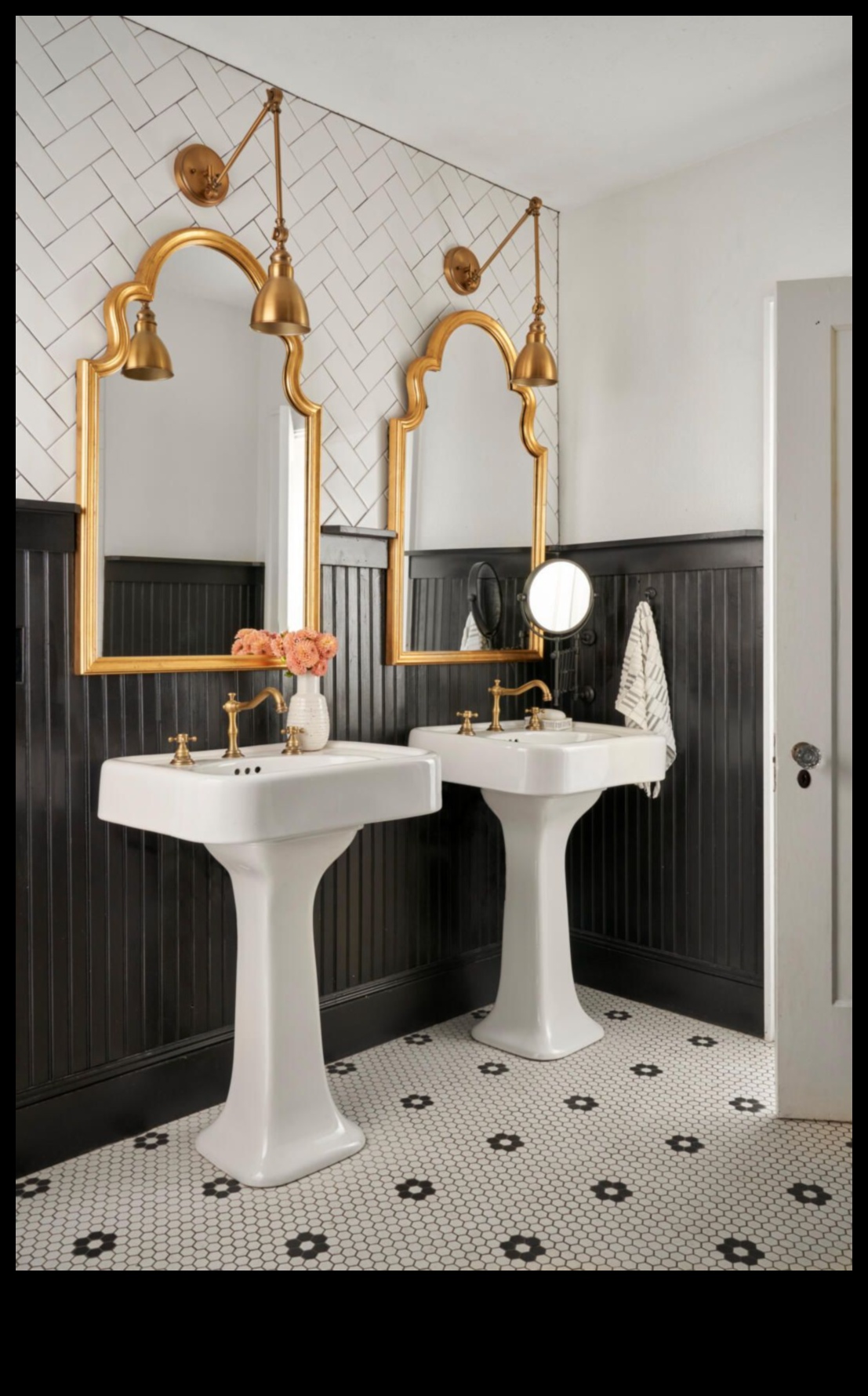 قوة المرايا في تحسين ديكور منزلك الداخلي