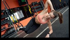 Crunch Evolution توصل إلى نواة أكثر متانة على جانب روتينات التمرين المعدة التقدمية هذه 2 تطور الأزمة: تطوير جوهرك من خلال تمارين البطن التقدمية