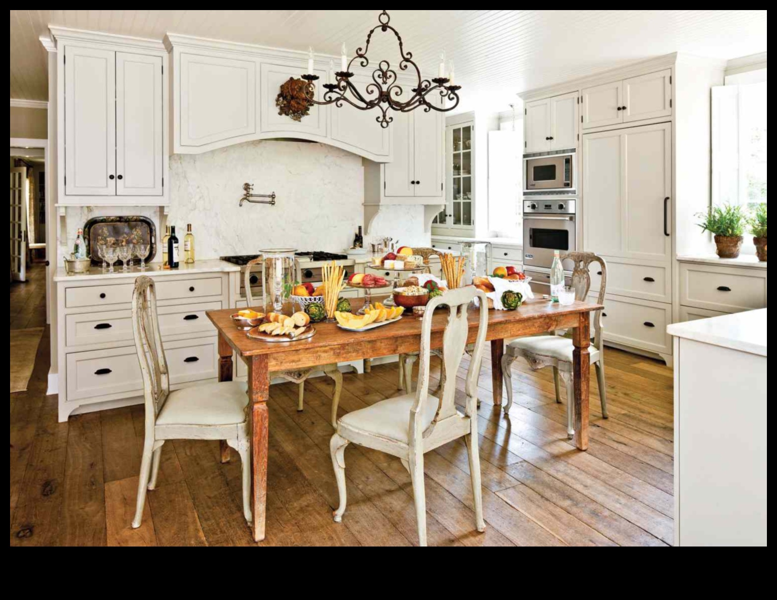 أين يمكنك العثور على قطع ديكور منزلية فريدة لتخصيص مساحتك؟