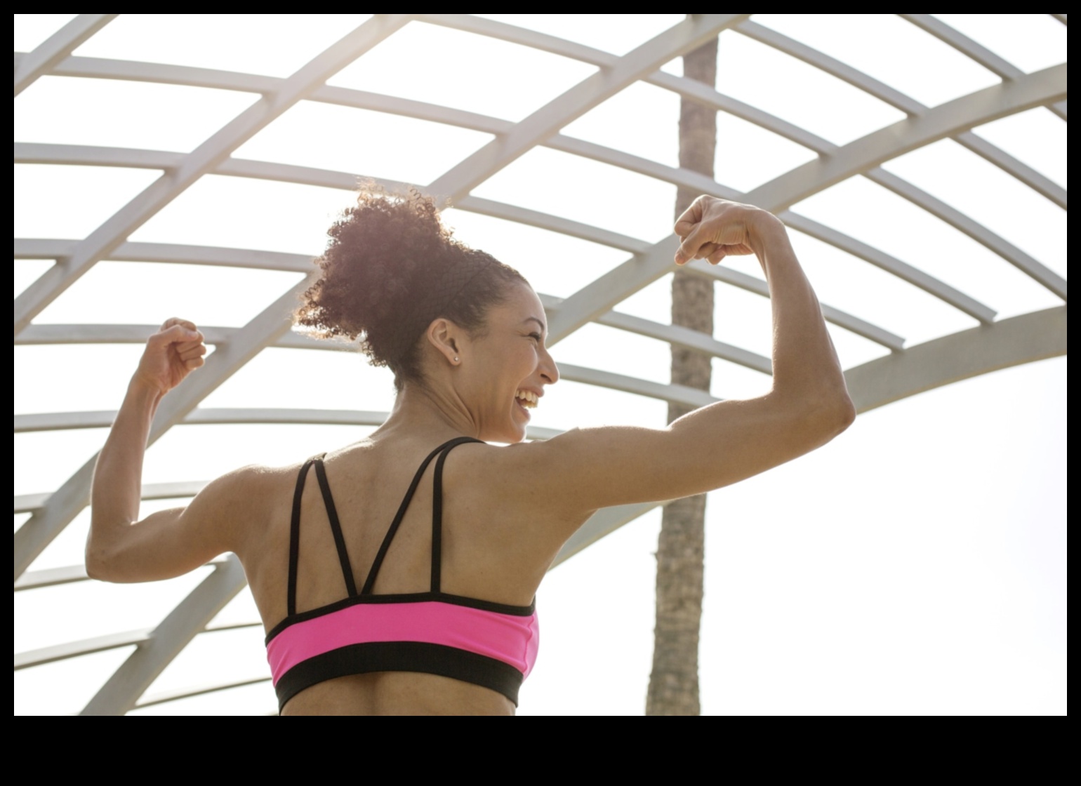 انتفاضة الذراع العلوي: بناء القوة للحصول على مظهر محدد